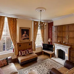 Crookback House Apartment York