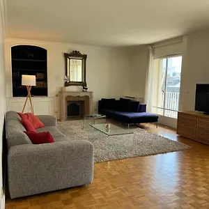Av Foch Arc De Triomphe Belles Feuilles Apartment Paris